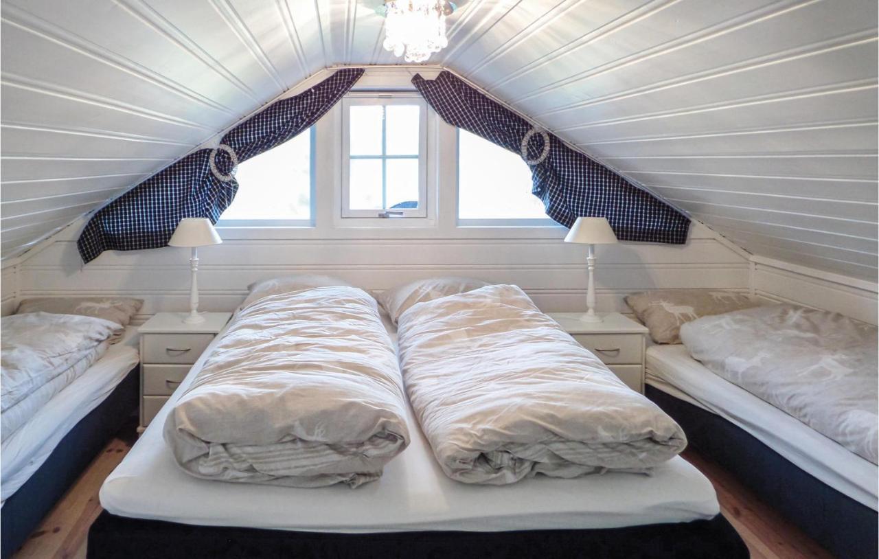 5 Bedroom Cozy Home In Norheimsund Esterno foto